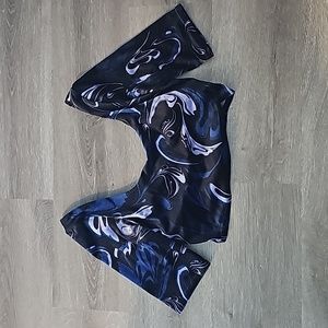 EUC Athleta Elation velvet cropped support top size small